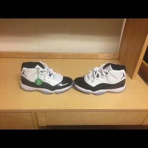 Jordan’s 11 Men’s concord- Size 10